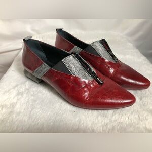 Women’s Red & Silver Shoes. Size 39 ( 8/8.5). Simen.